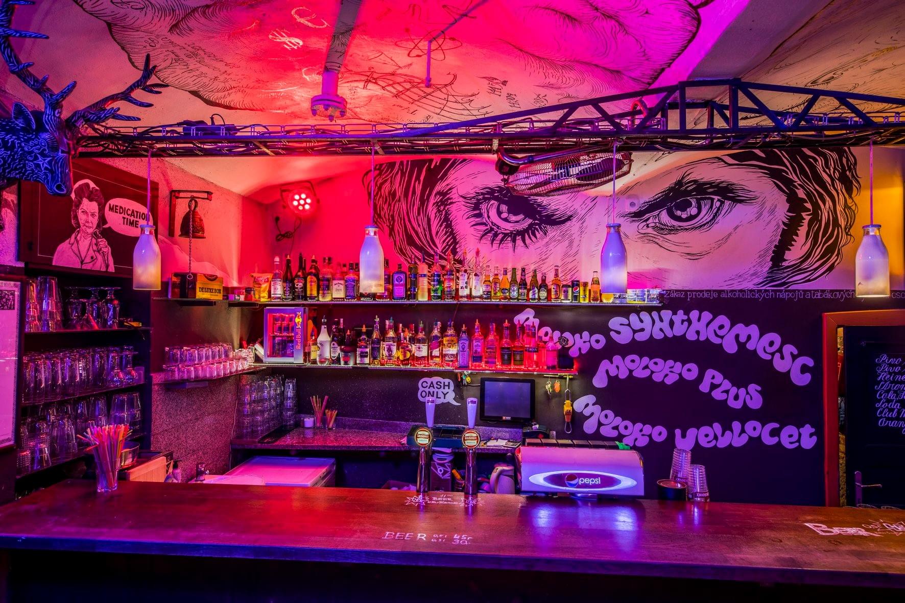 TOP 10 PRAGUE DANCE CLUBS Cheap Accommodation in Prague Czech Republic